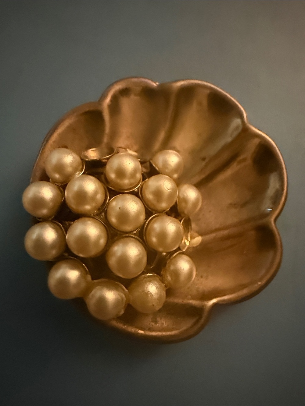 1950s Natalie Goldtone Brooch with Pearl Cluster